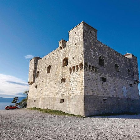 Nice Apartment In Senj With Ethernet Internet Exteriör bild