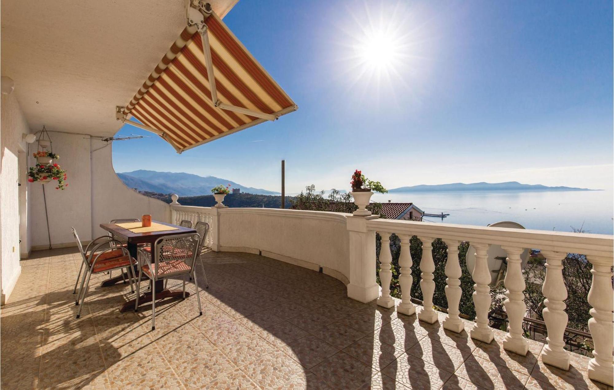 Nice Apartment In Senj With Ethernet Internet Exteriör bild