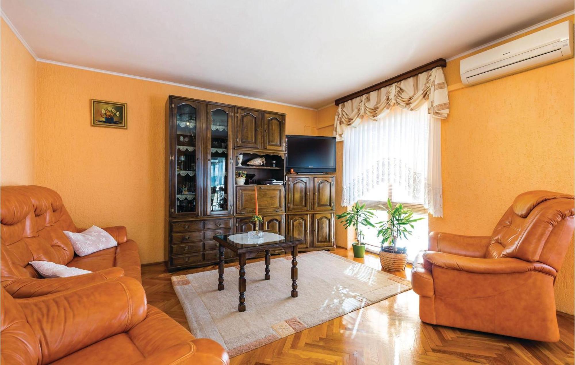 Nice Apartment In Senj With Ethernet Internet Exteriör bild